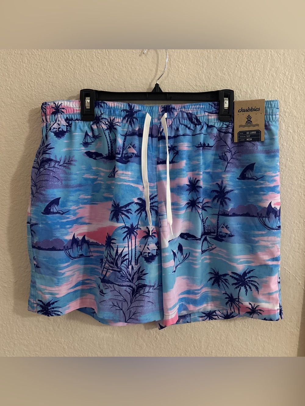 NWT Chubbies Blue and Purple Printed Swim Trunks 2XL